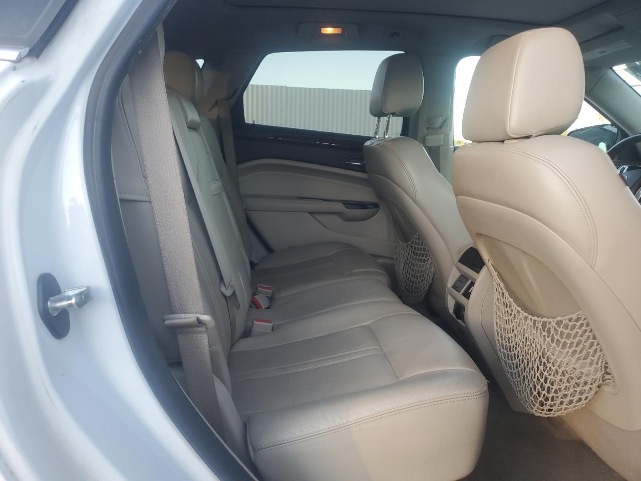 2016 Cadillac Srx Luxury Collection VIN: 3GYFNBE34GS573801 Lot: 82648185