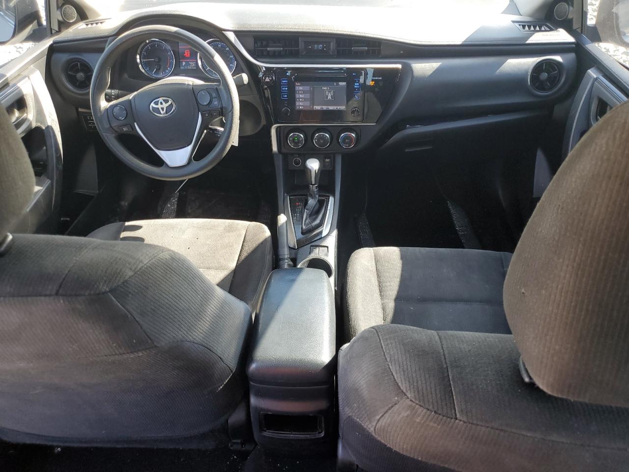 2017 Toyota Corolla L VIN: 2T1BURHE6HC800210 Lot: 82425455