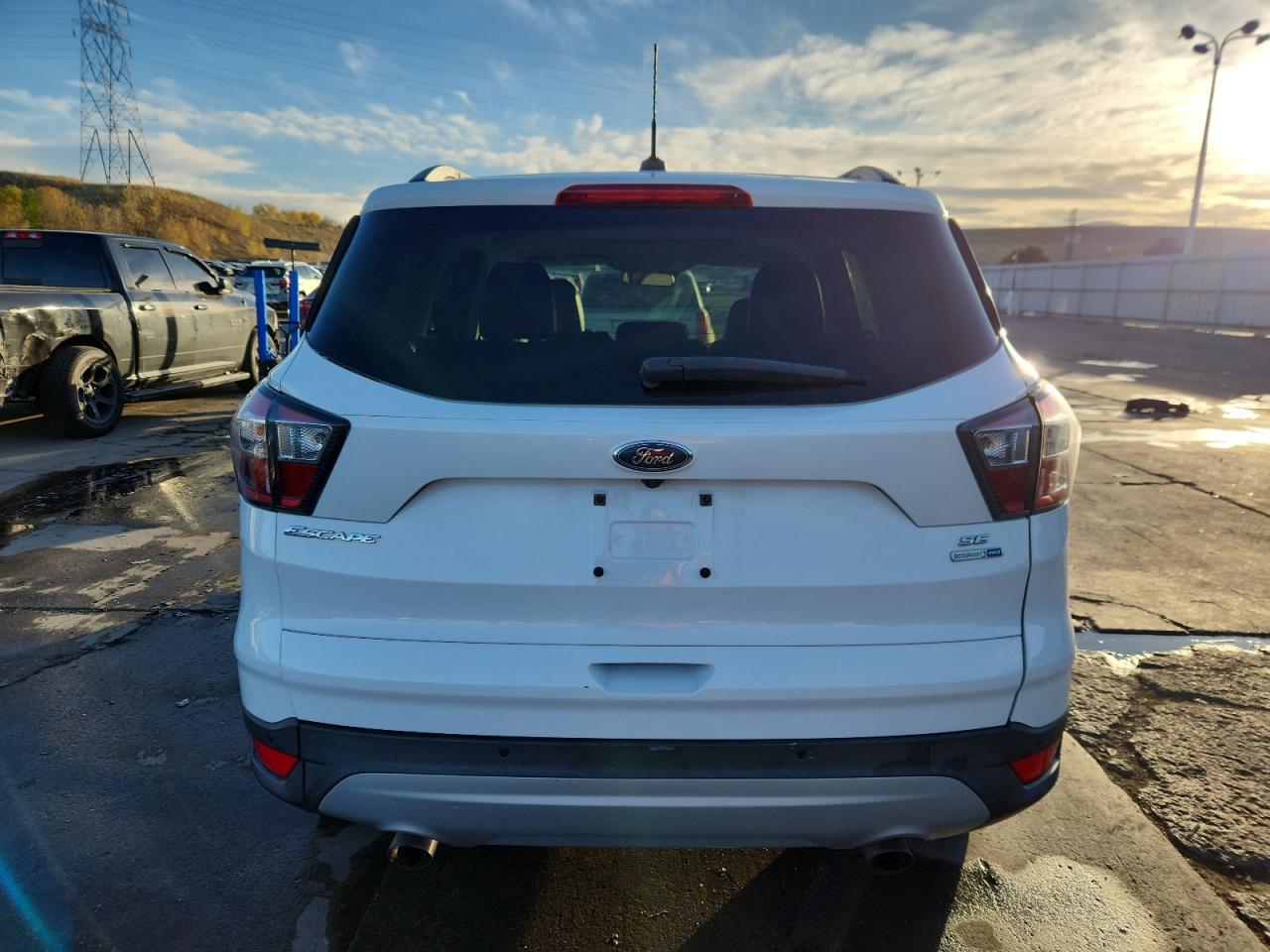2017 Ford Escape Se VIN: 1FMCU9G92HUA26108 Lot: 89700735