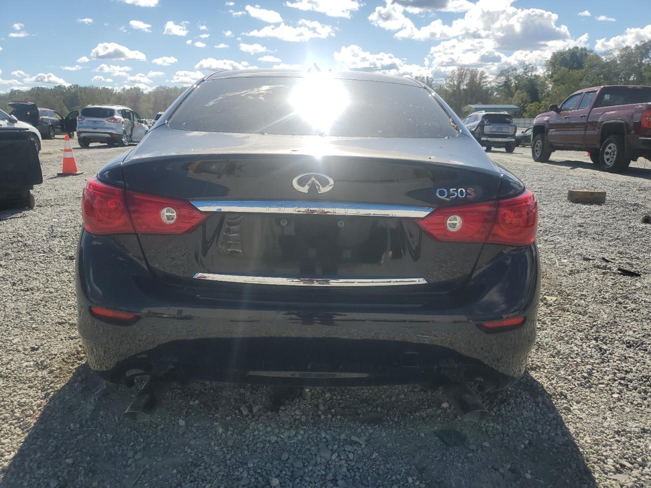 2015 Infiniti Q50 Base VIN: JN1BV7AP7FM340782 Lot: 82259135