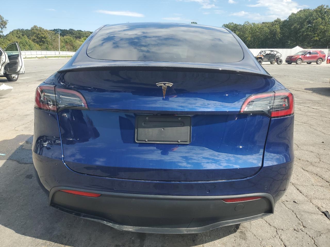 2022 Tesla Model Y VIN: 7SAYGDEF4NF489372 Lot: 85301795