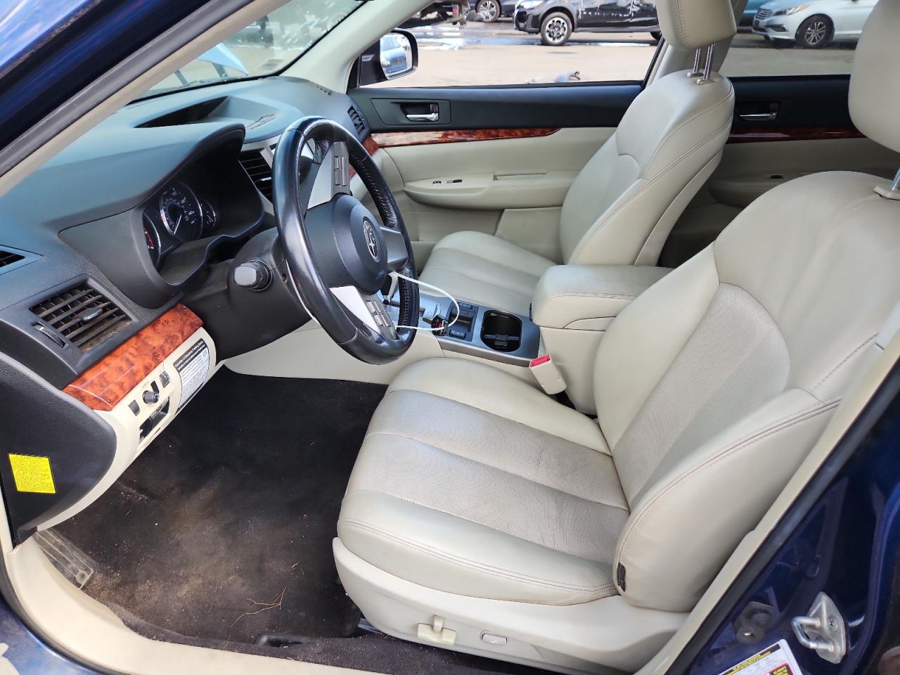 2010 Subaru Outback 2.5I Limited VIN: 4S4BRBLC8A3368566 Lot: 84813195