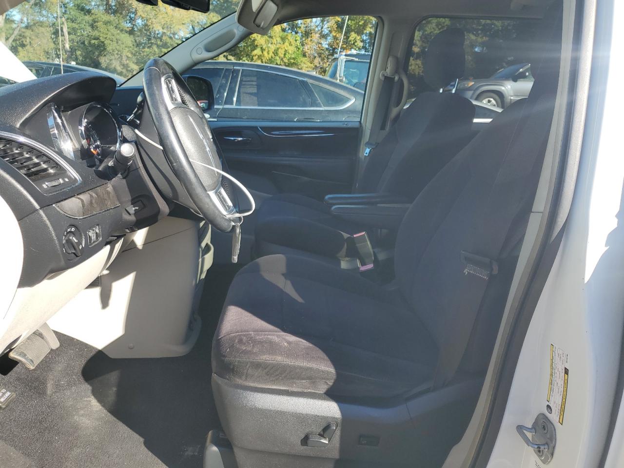 2011 Chrysler Town & Country Touring VIN: 2A4RR5DG8BR702796 Lot: 89484495