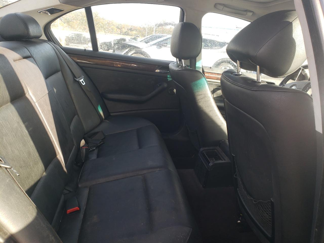 2003 BMW 325 I VIN: WBAET374X3NJ23977 Lot: 90474555