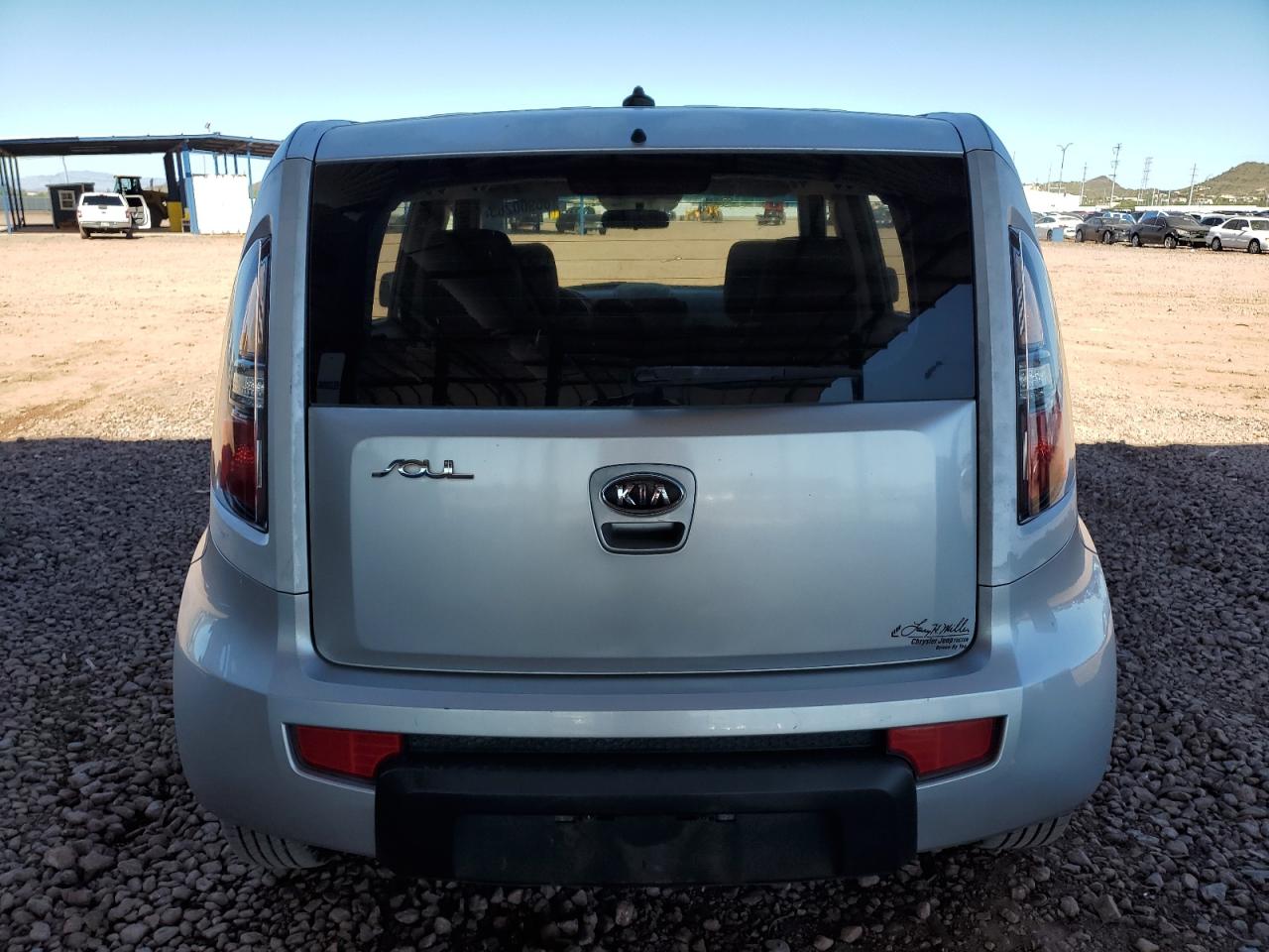 2011 Kia Soul VIN: KNDJT2A13B7318476 Lot: 86900265