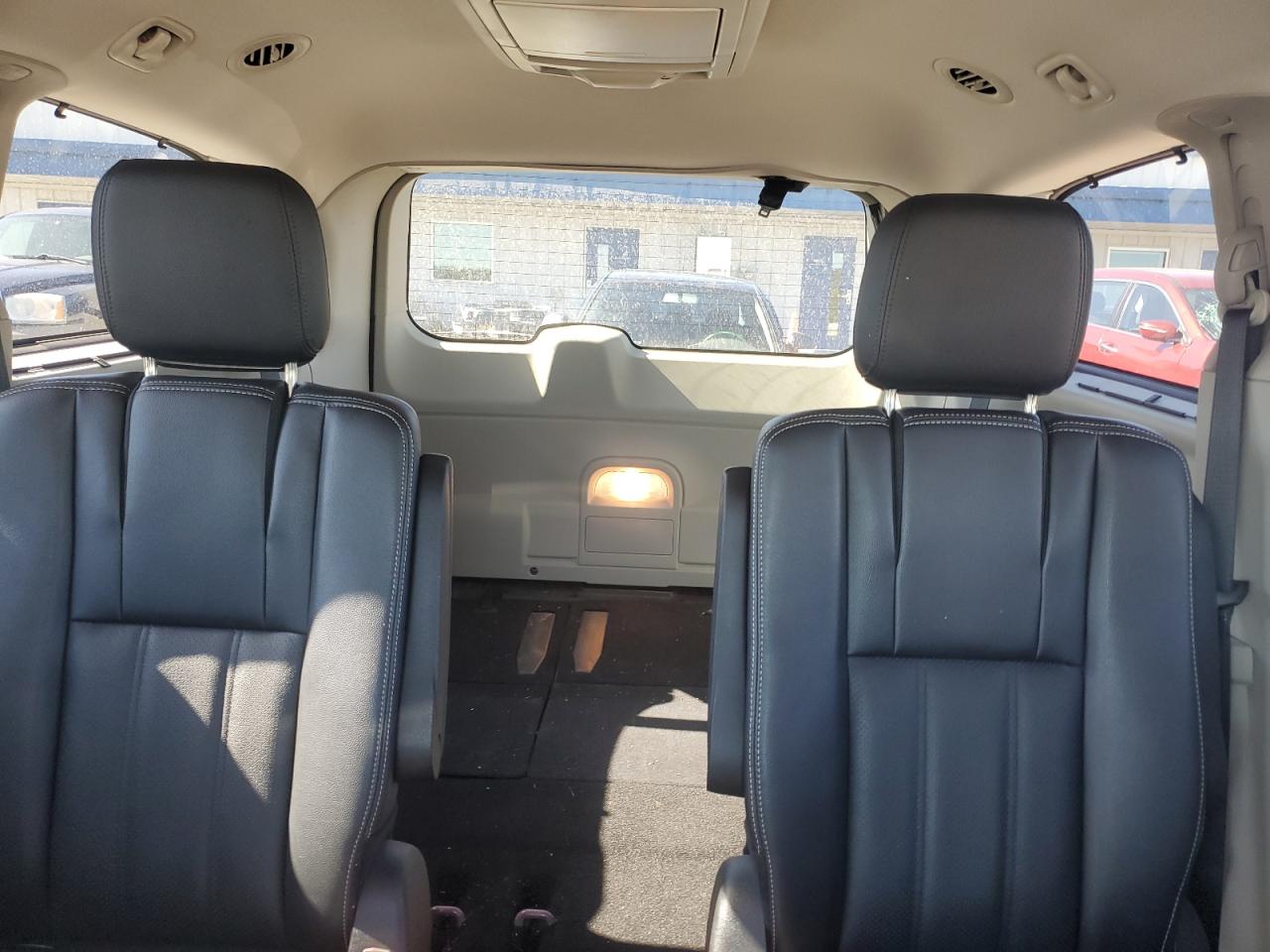 2014 Chrysler Town & Country Touring L VIN: 2C4RC1CG7ER224375 Lot: 81722275