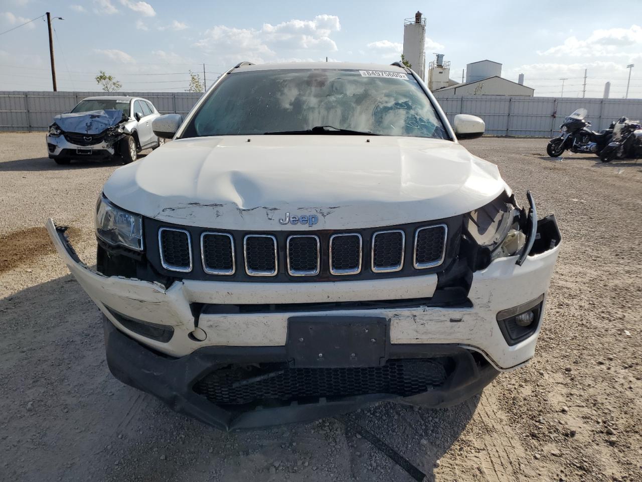 2017 Jeep Compass Latitude VIN: 3C4NJDBB2HT680068 Lot: 84975605