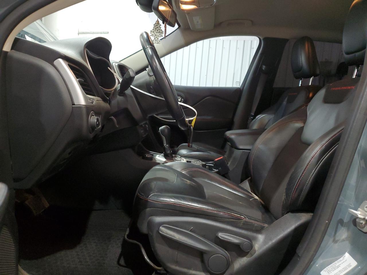 2015 Jeep Cherokee Trailhawk VIN: 1C4PJMBS6FW688920 Lot: 90270815