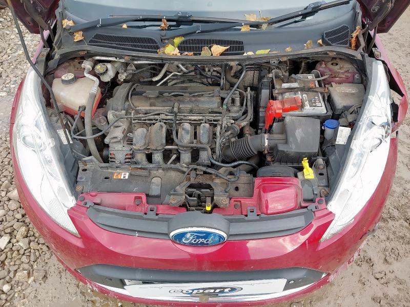 2010 FORD FIESTA TITANIUM 
