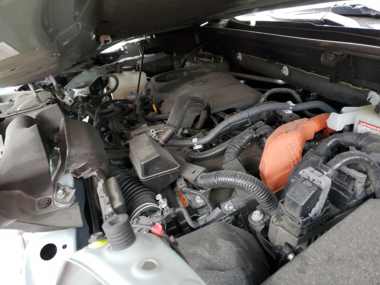 2019 Toyota Rav4 Xle VIN: JTMRWRFV9KJ020581 Lot: 85390265