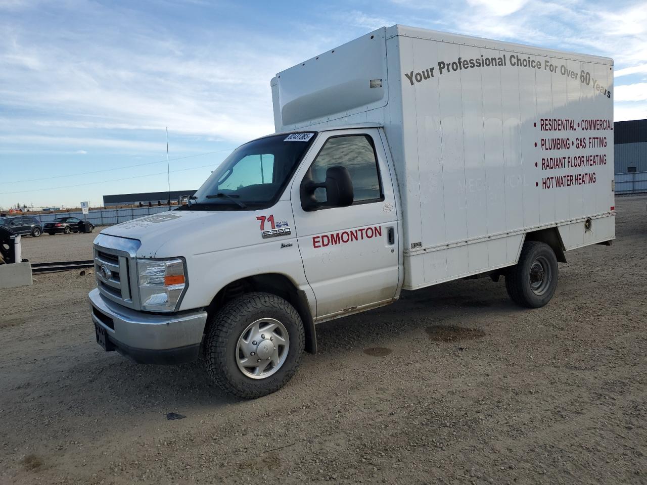 2015 Ford Econoline E350 Super Duty Cutaway Van