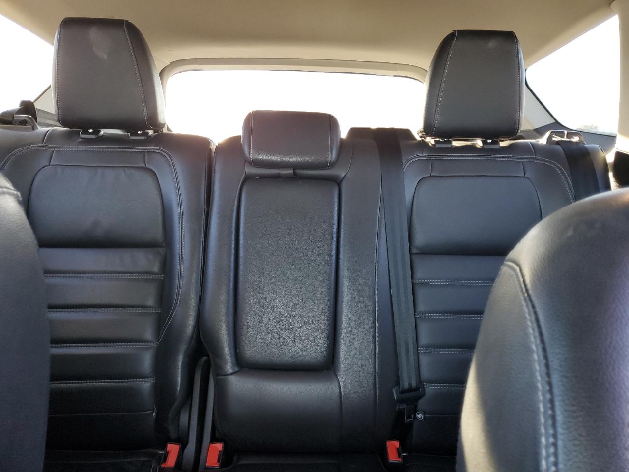 2017 Ford Escape Titanium VIN: 1FMCU9J92HUE99127 Lot: 87398805