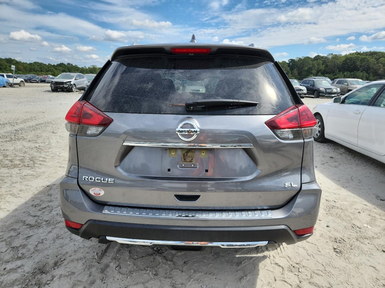 2018 Nissan Rogue S VIN: JN8AT2MT5JW489686 Lot: 85303355