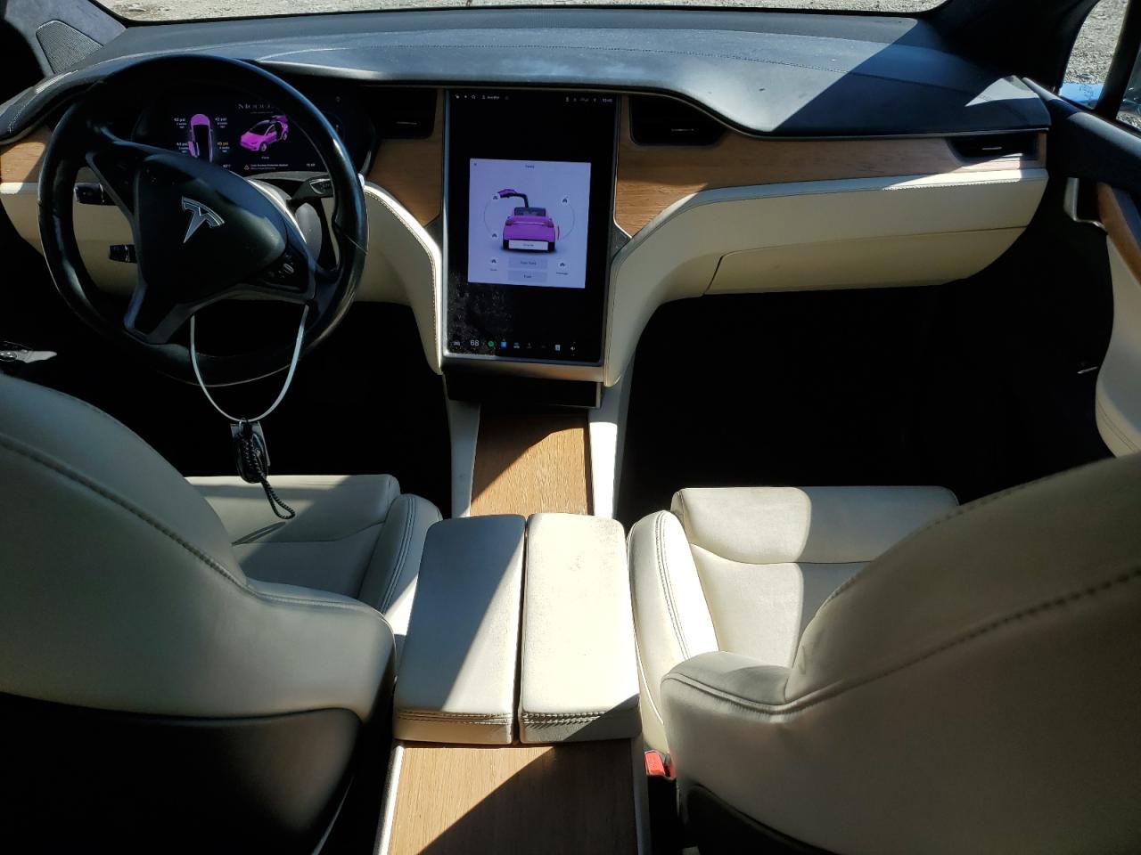 2020 Tesla Model X VIN: 5YJXCAE22LF243532 Lot: 87010305