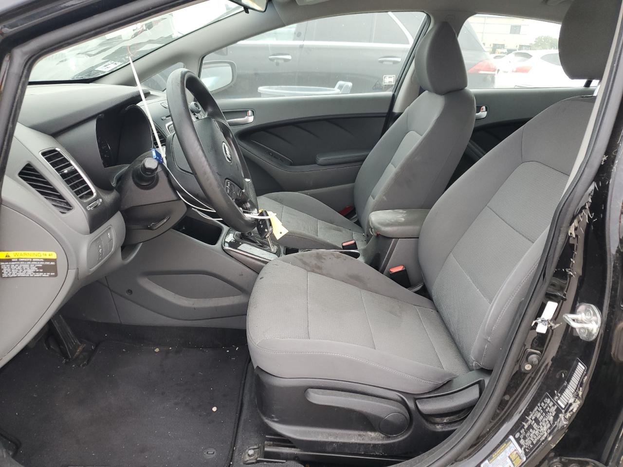 2018 Kia Forte Lx VIN: 3KPFK4A76JE220968 Lot: 86889735