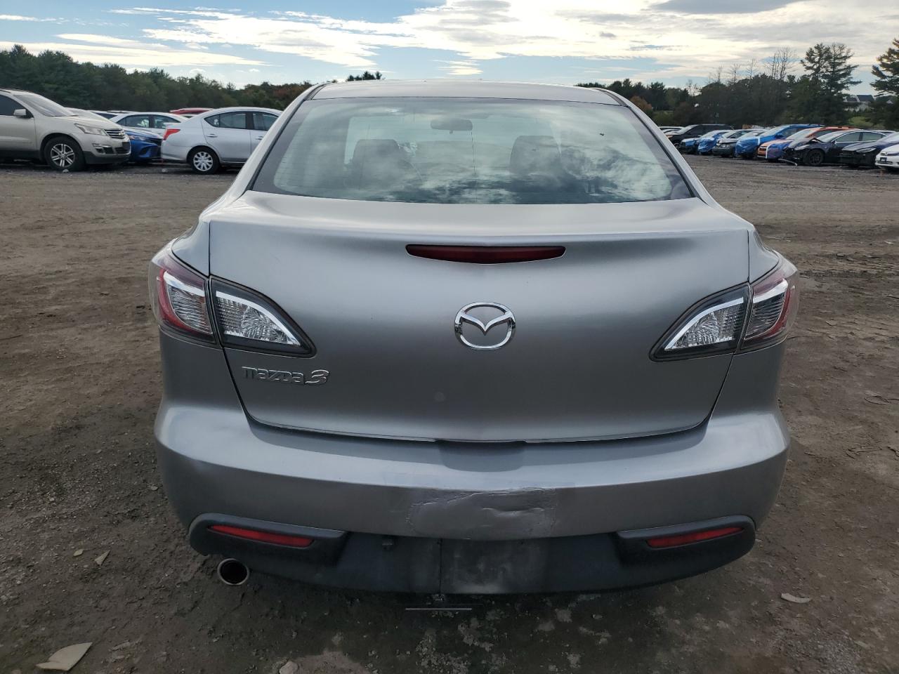 2011 Mazda 3 I VIN: JM1BL1VG3B1421915 Lot: 86595245
