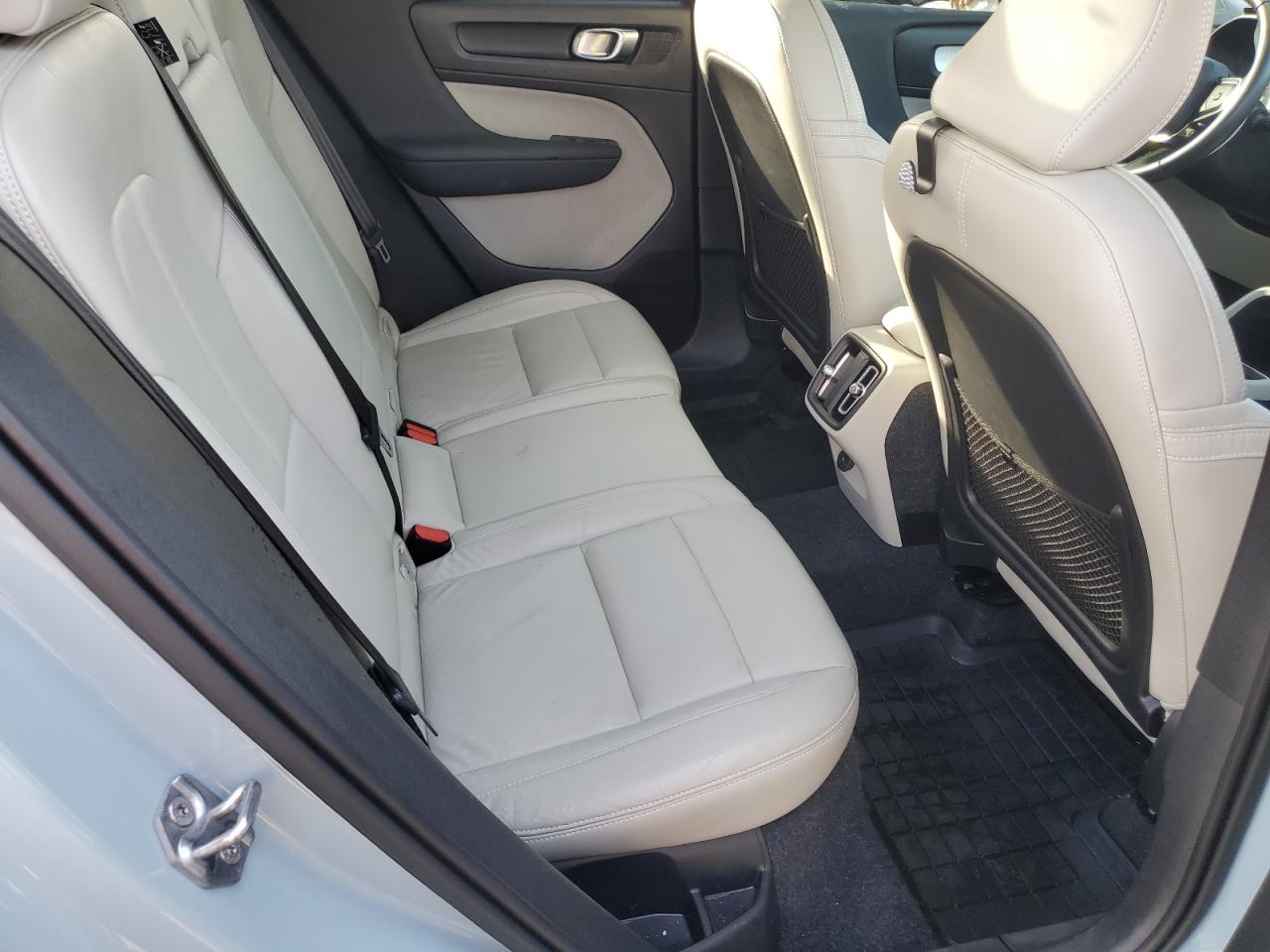 2019 Volvo Xc40 T5 Momentum VIN: YV4162UK1K2132831 Lot: 86248945