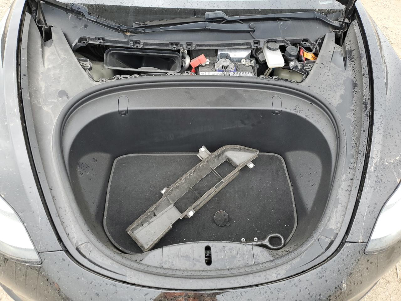 2018 Tesla Model 3 VIN: 5YJ3E1EB3JF144398 Lot: 85752915