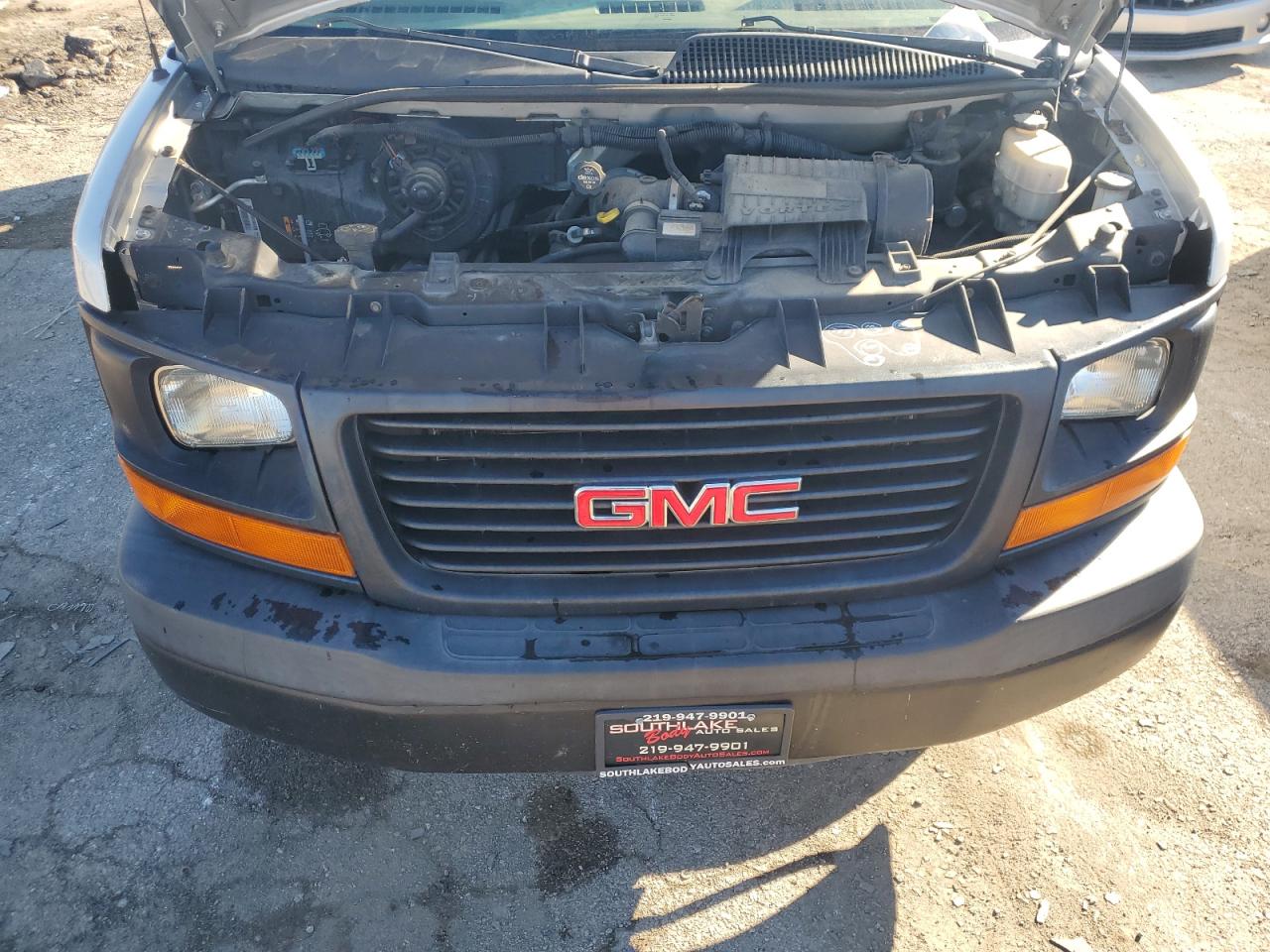 2015 GMC Savana Delivery Van VIN: 1GTW7FCGXF1249474 Lot: 89704105