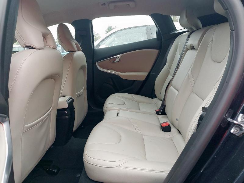 2015 VOLVO V40 SE NAV T2 AUTO 