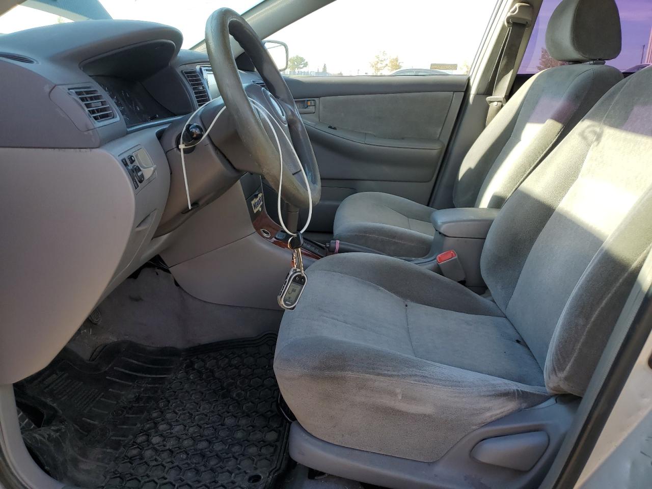 2004 Toyota Corolla Ce VIN: 2T1BR32E84C790913 Lot: 84641205