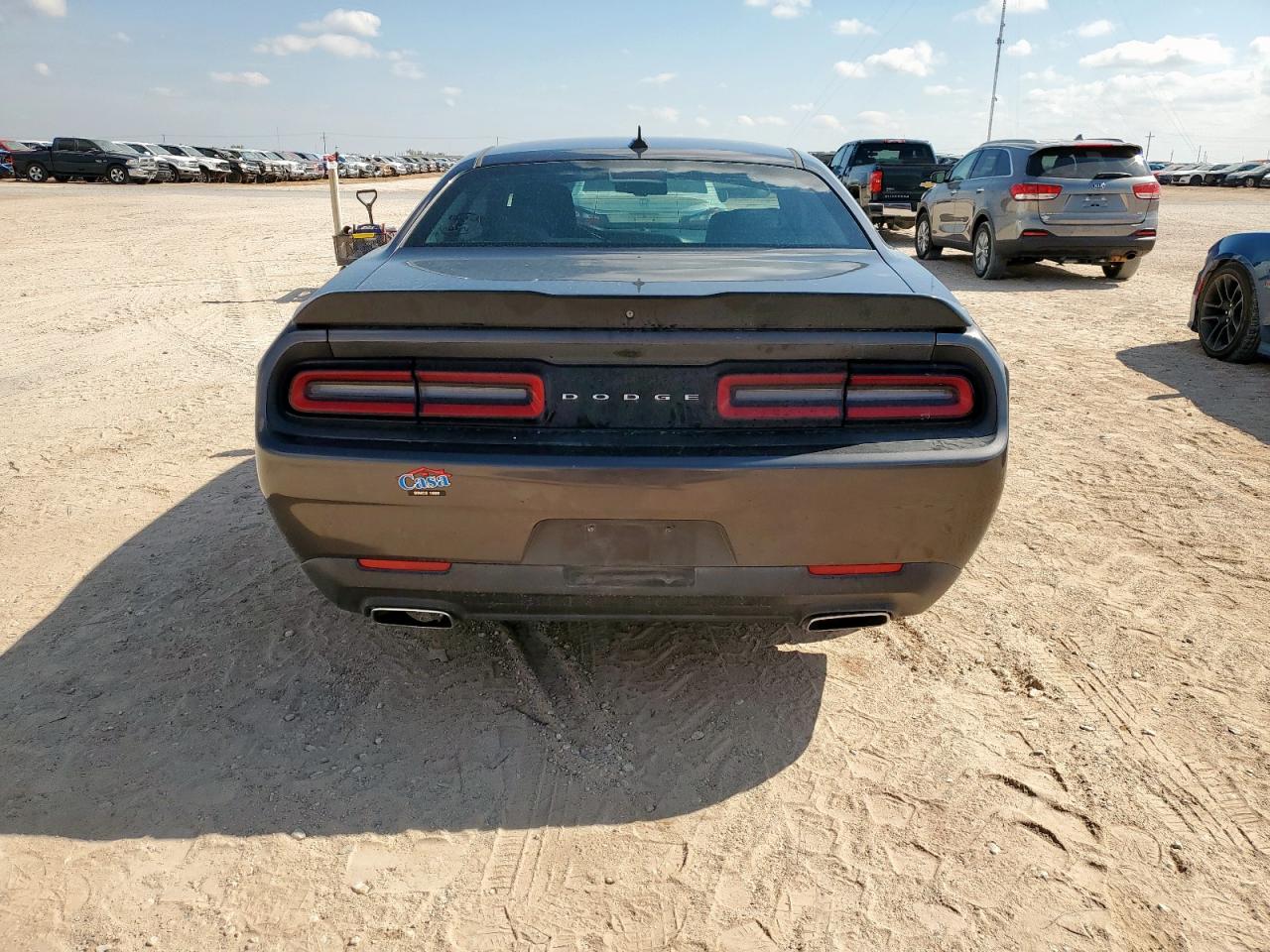 2018 Dodge Challenger Sxt VIN: 2C3CDZAG6JH217121 Lot: 85597325