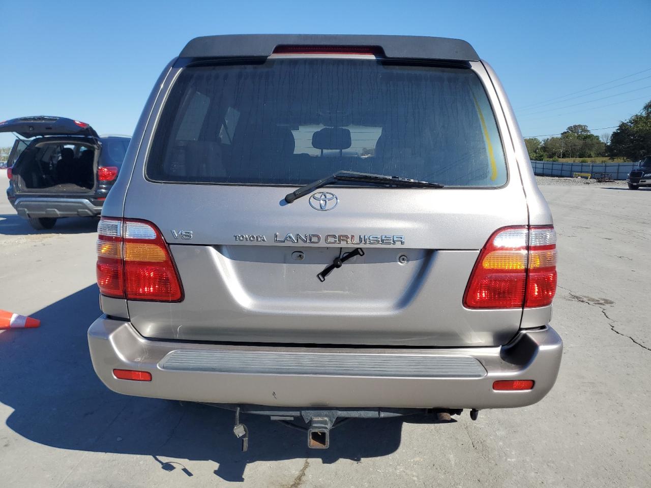 2002 Toyota Land Cruiser VIN: JTEHT05JX22021257 Lot: 81121465