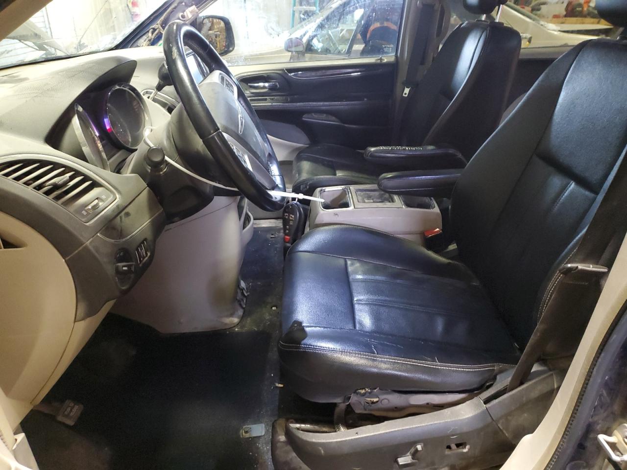 2015 Chrysler Town & Country Touring VIN: 2C4RC1BG9FR696001 Lot: 85913625