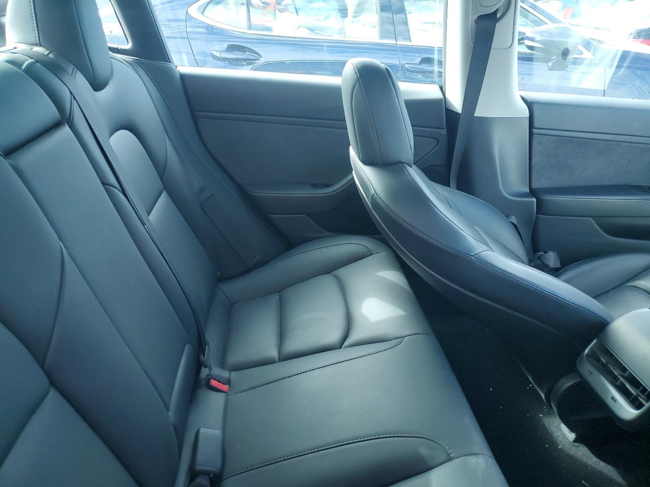 2019 Tesla Model 3 VIN: 5YJ3E1EB3KF386531 Lot: 85487245