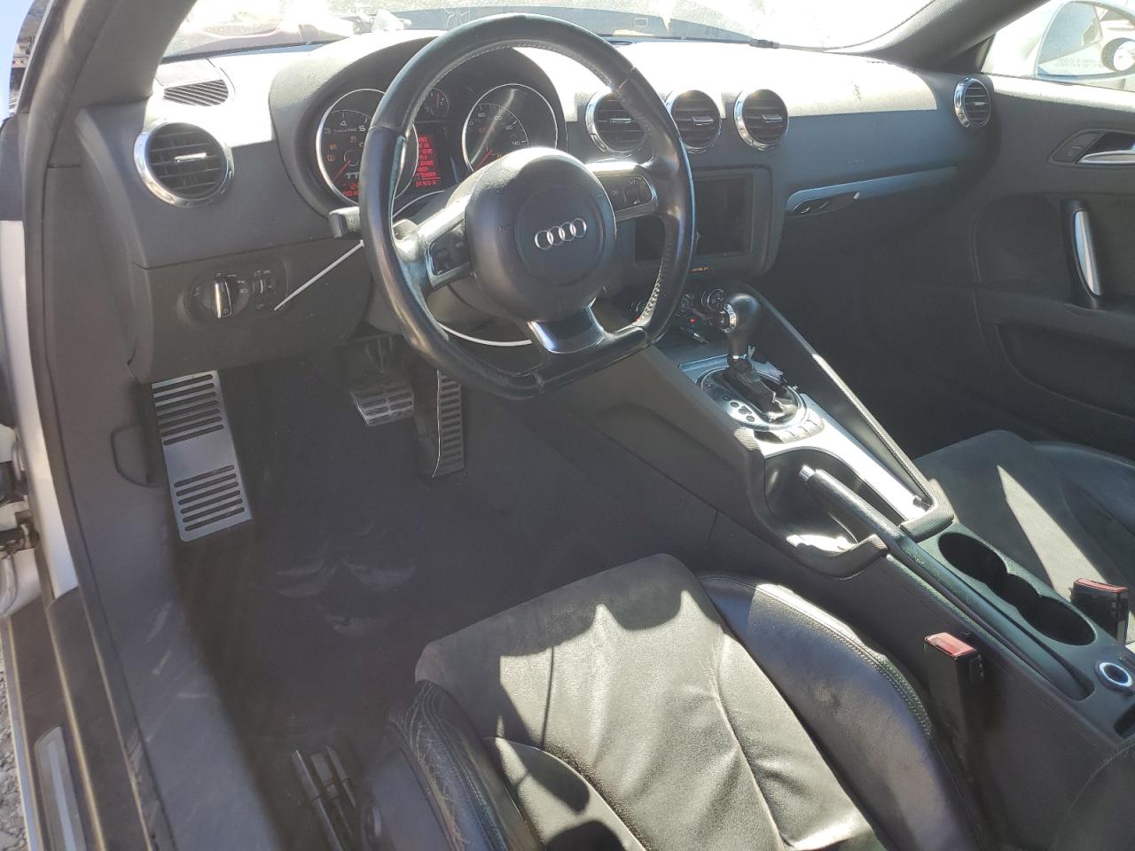 2008 Audi Tt 2.0T VIN: TRUAF38J081044643 Lot: 84947035