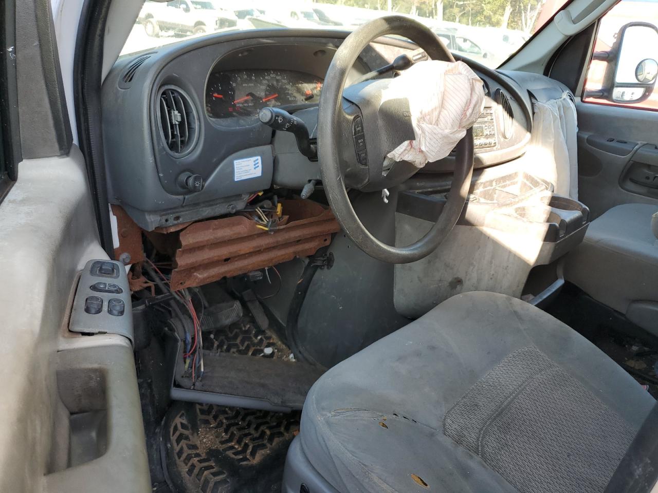 2006 Ford Econoline E350 Super Duty Cutaway Van VIN: 1FDSE35P26DA30910 Lot: 89508795