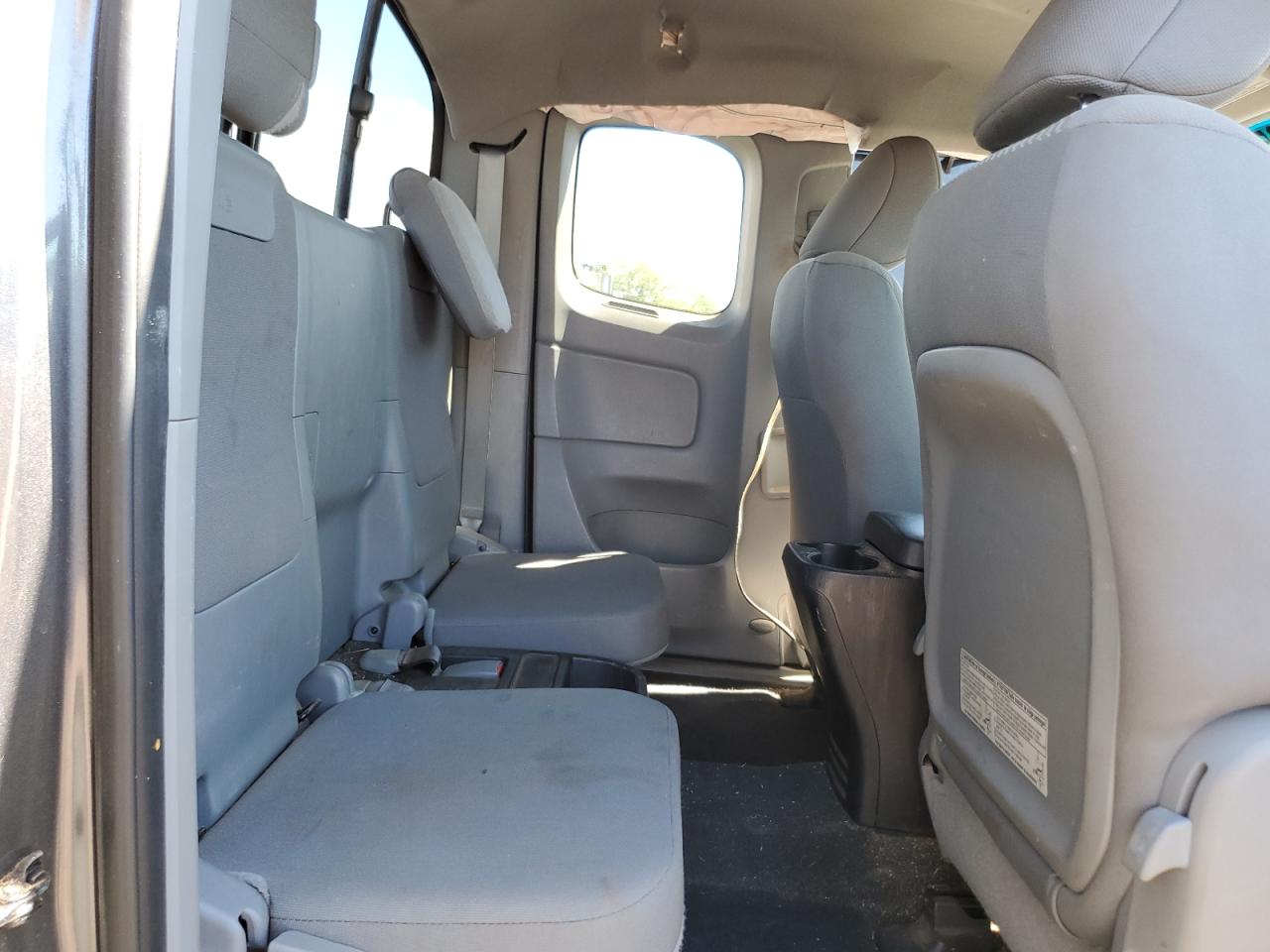 2015 Toyota Tacoma Access Cab VIN: 5TFTX4CN9FX049155 Lot: 82248585