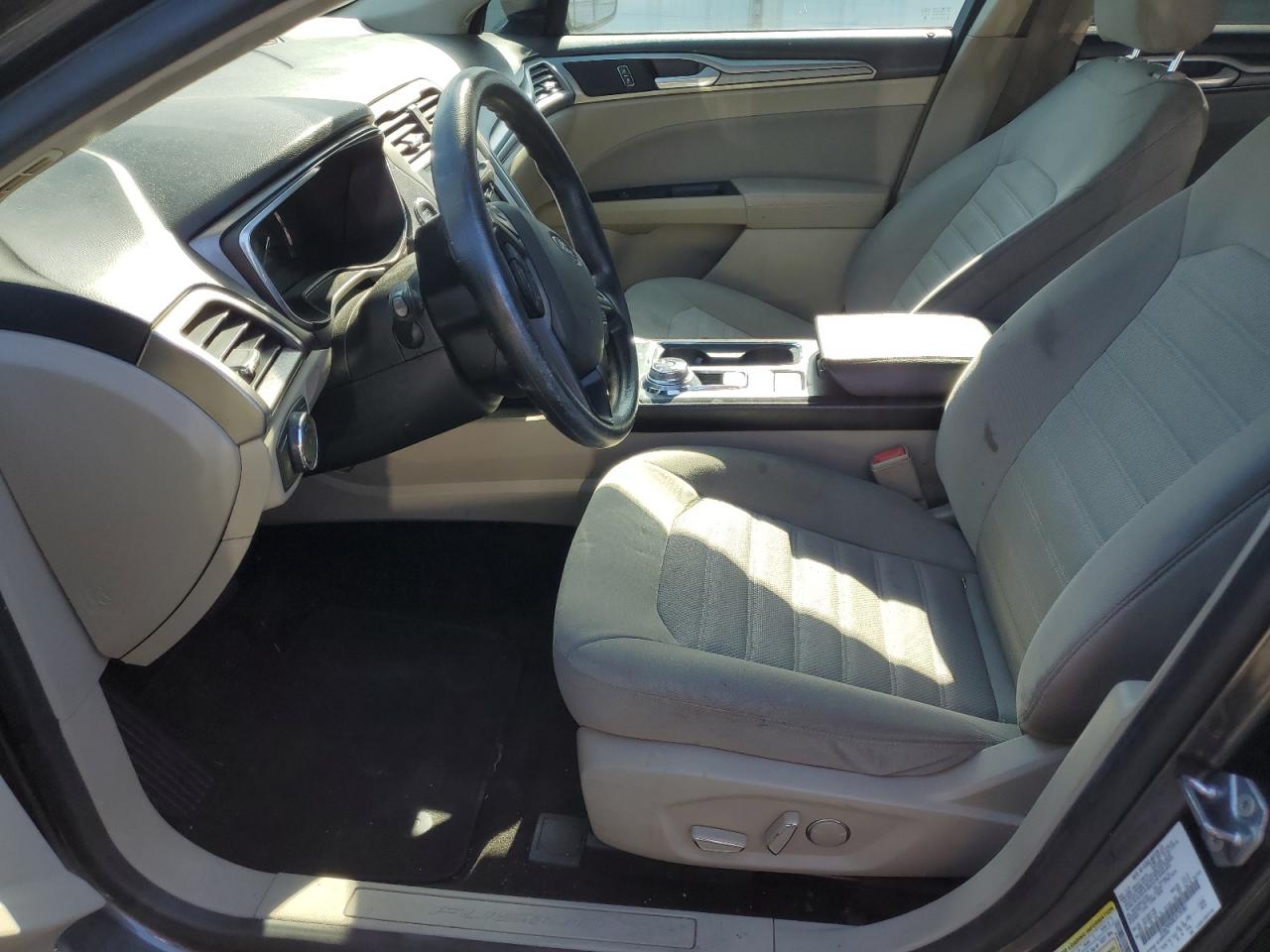 2020 Ford Fusion Se VIN: 3FA6P0HD8LR139381 Lot: 84215215