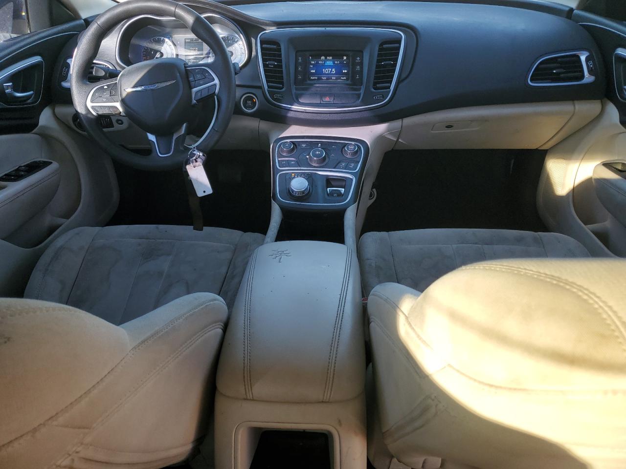 2015 Chrysler 200 Limited VIN: 1C3CCCAB7FN576867 Lot: 81894255