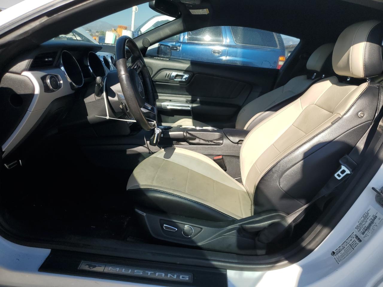 2015 Ford Mustang VIN: 1FA6P8TH1F5418641 Lot: 85105865