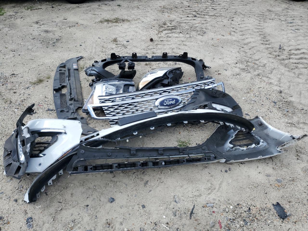 2020 Ford Expedition Max Limited VIN: 1FMJK1KTXLEA21761 Lot: 84235765