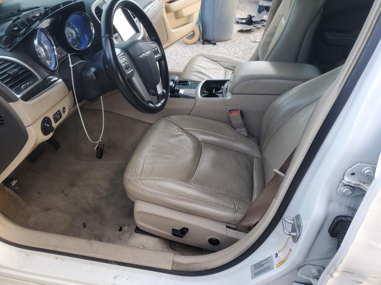 2014 Chrysler 300 VIN: 2C3CCAAG9EH335979 Lot: 84898015