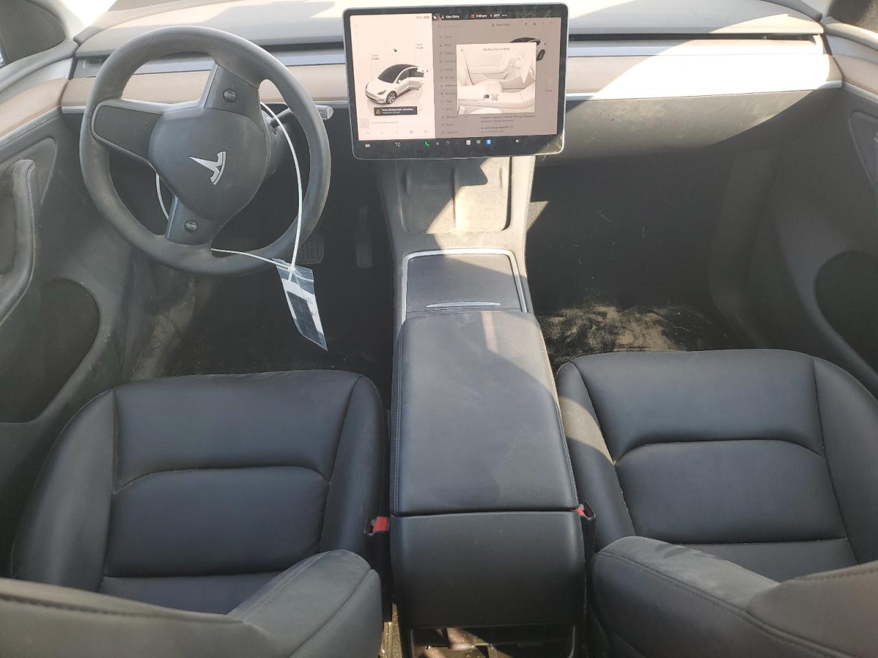 2023 Tesla Model Y VIN: 7SAYGDEE5PA144262 Lot: 84972305