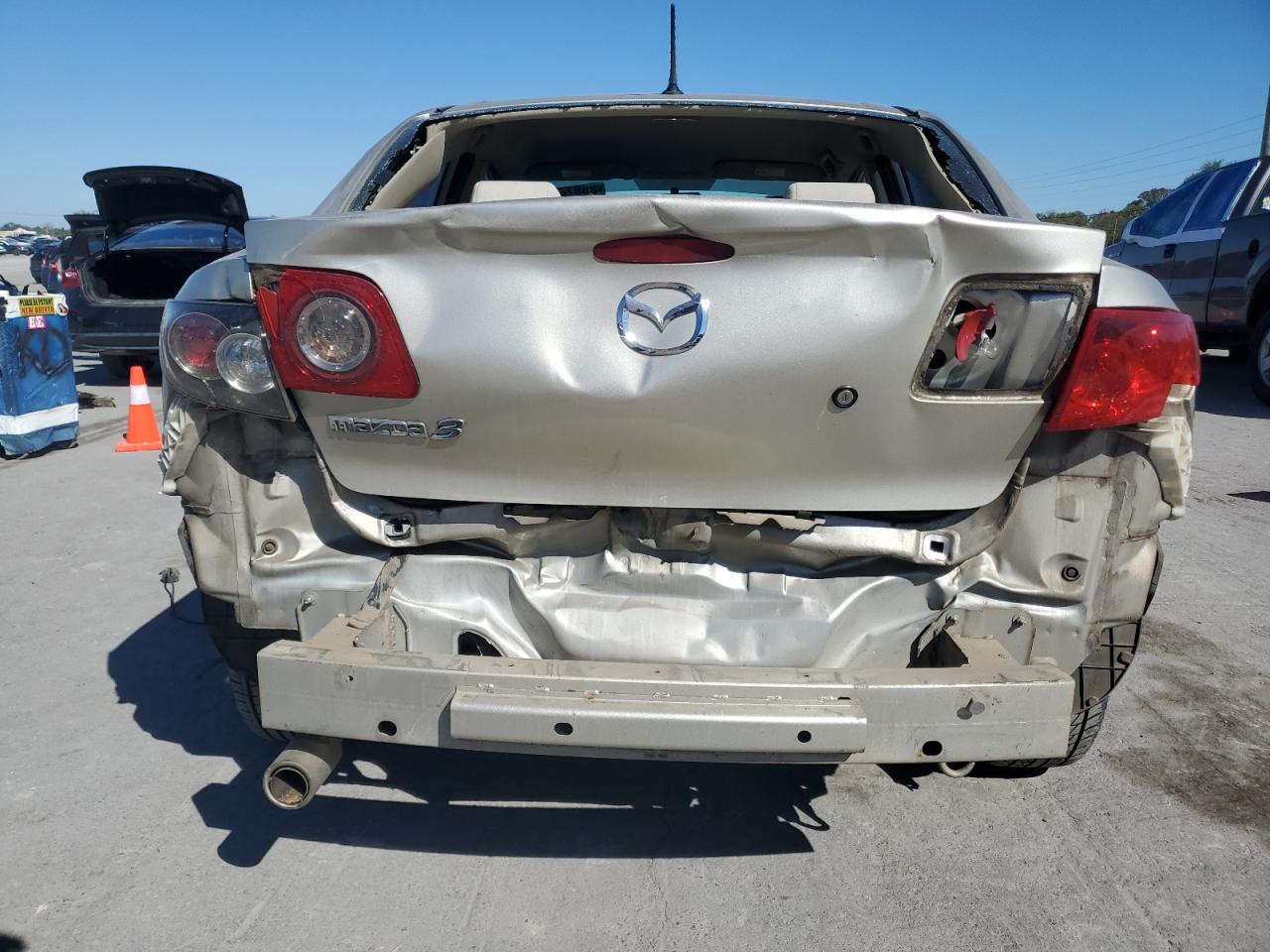 2006 Mazda 3 I VIN: JM1BK12F961545868 Lot: 85874995