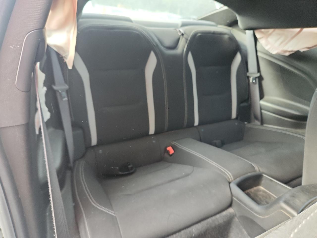 2018 Chevrolet Camaro Lt VIN: 1G1FB1RX4J0179809 Lot: 82343905