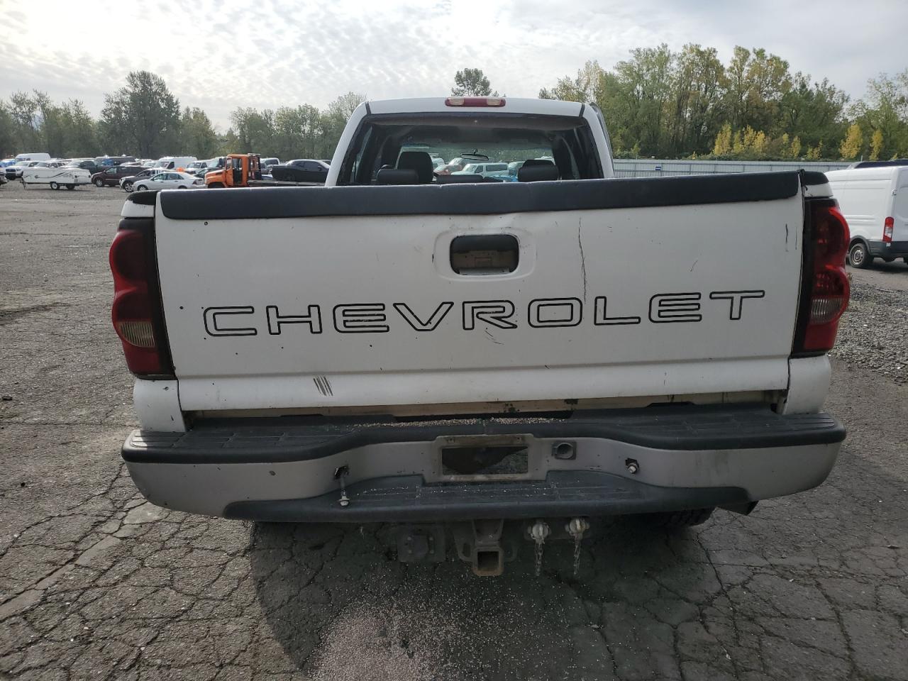 2004 Chevrolet Silverado K2500 Heavy Duty VIN: 1GCHK231X4F158233 Lot: 82200445