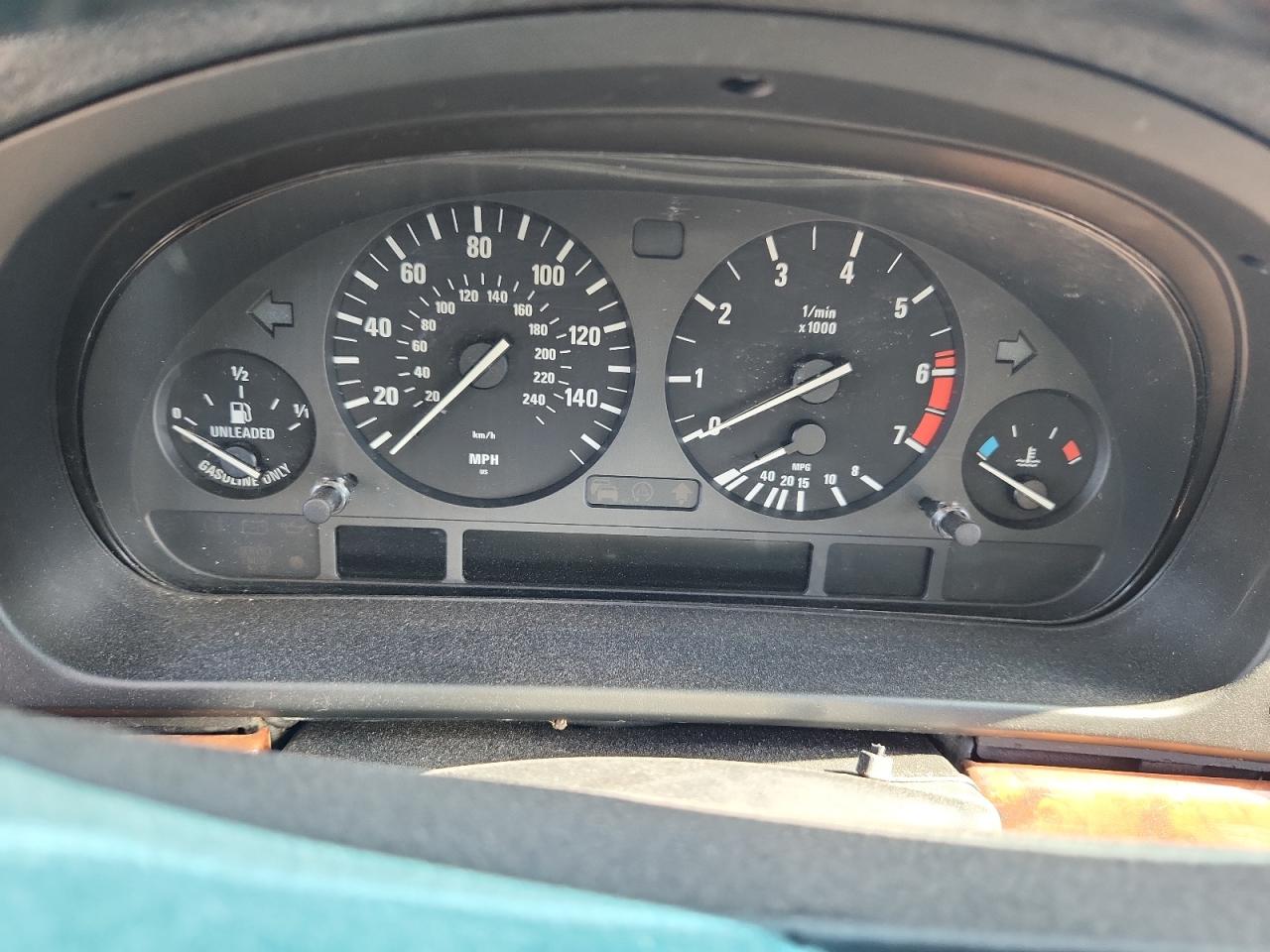 Фото: WBADE5328WBV95378