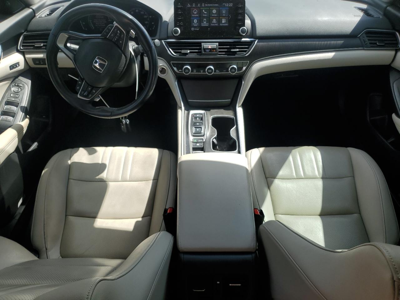 2022 Honda Accord Touring Hybrid VIN: 1HGCV3F94NA018235 Lot: 82247285