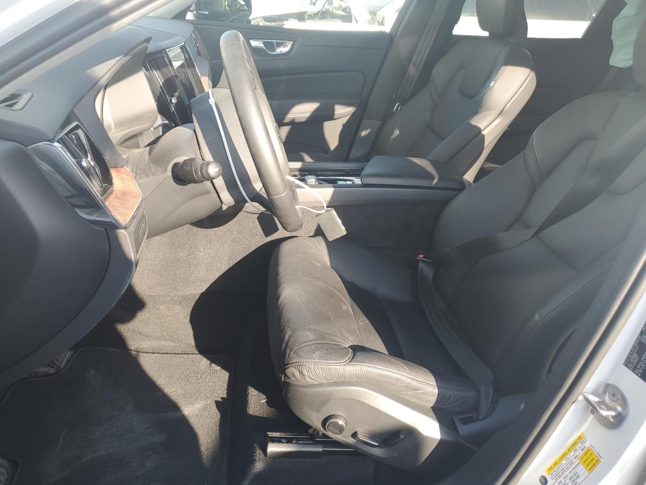 2023 Volvo Xc60 Plus VIN: YV4H60DW0P1331727 Lot: 81937125