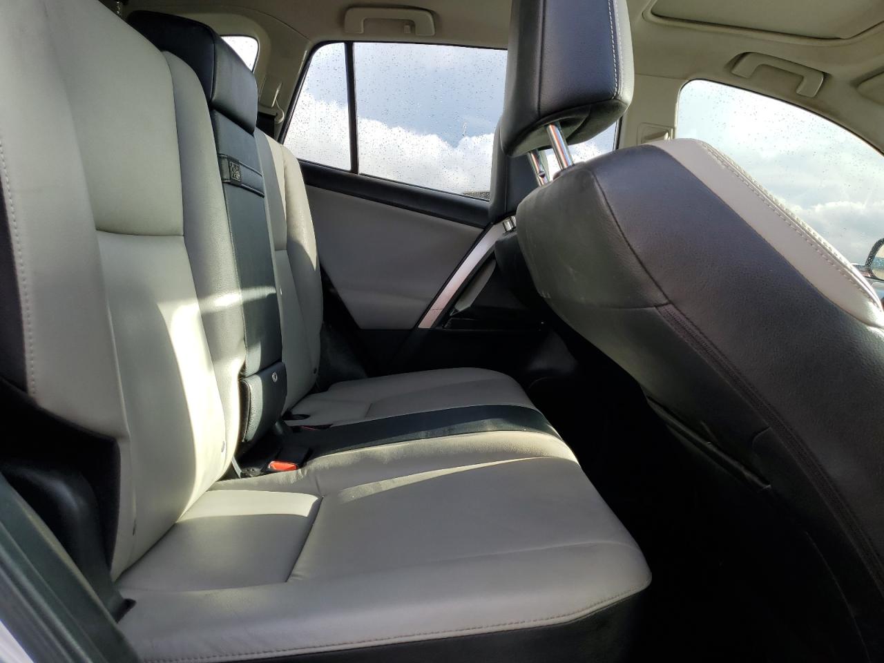 2016 Toyota Rav4 Hv Limited VIN: JTMDJREV6GD008422 Lot: 85204445