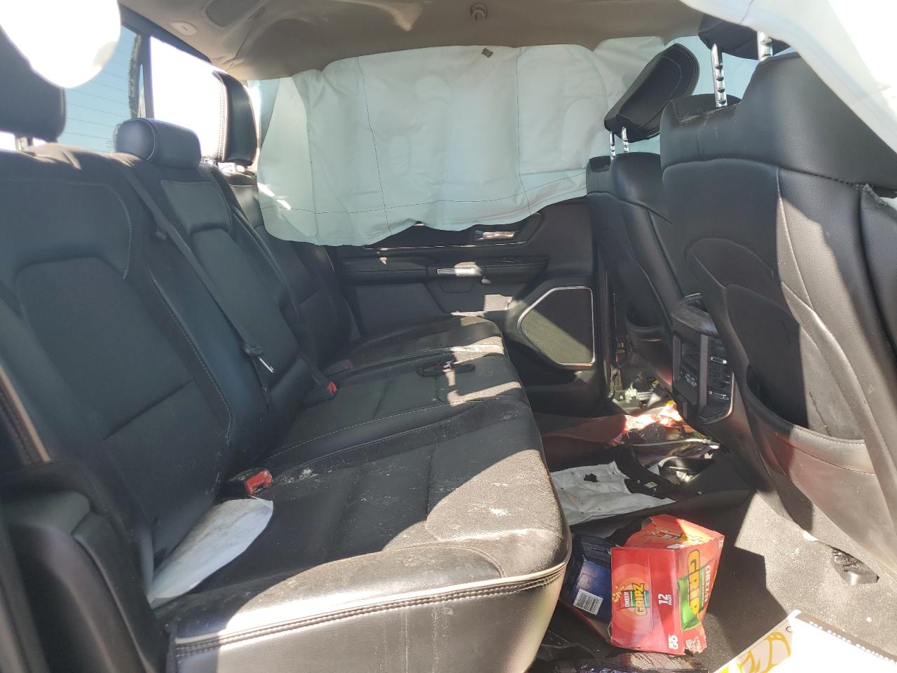 2019 Ram 1500 Laramie VIN: 1C6SRFJT6KN823247 Lot: 92036195