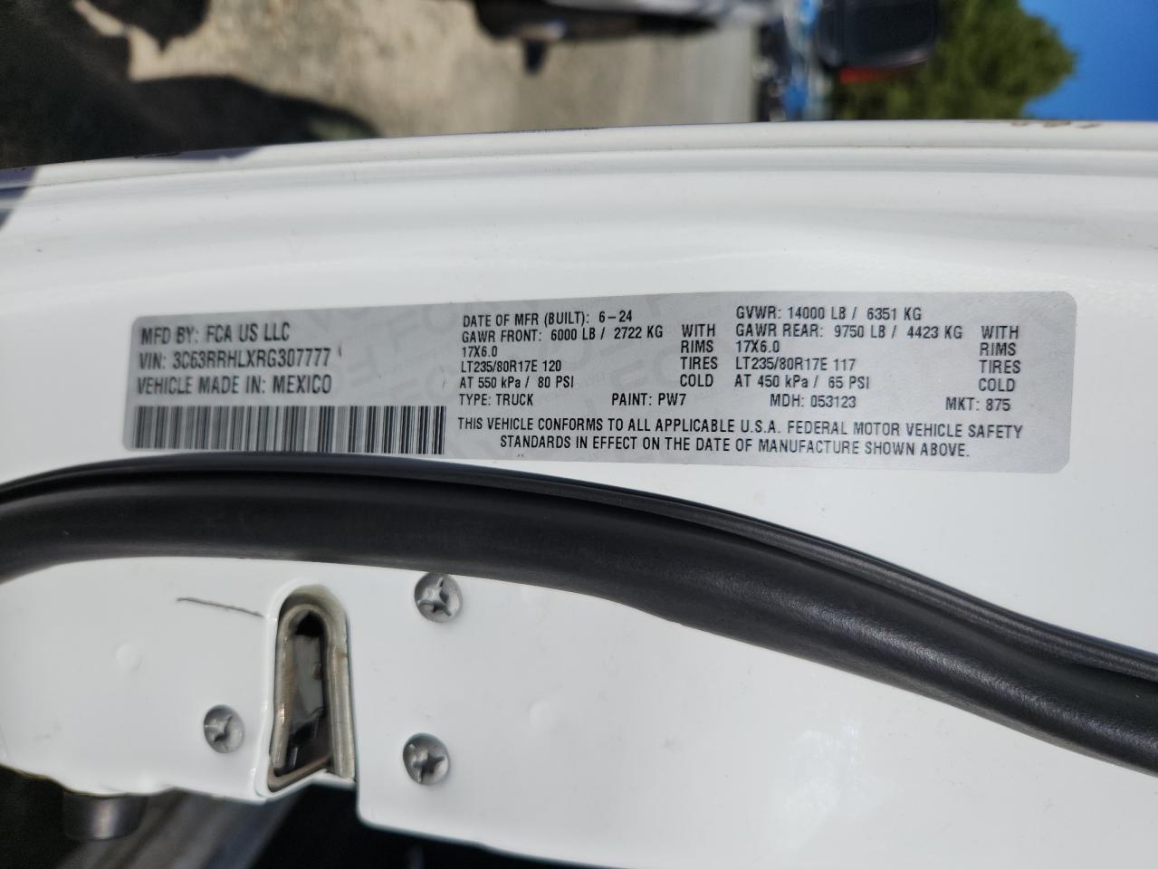 2024 Ram 3500 Big Horn VIN: 3C63RRHLXRG307777 Lot: 86682335