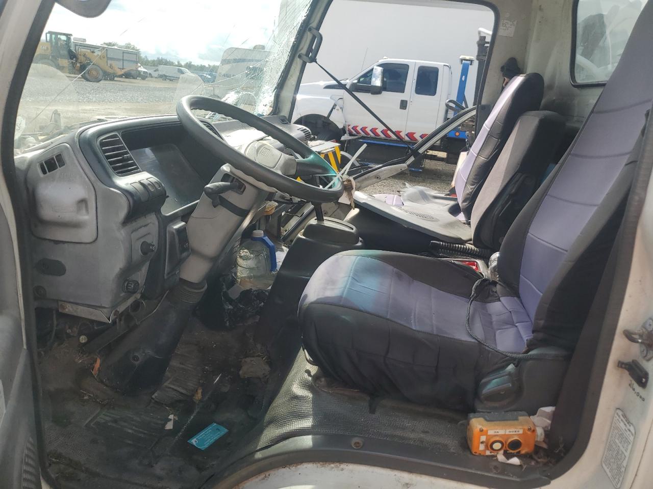 2004 Isuzu Npr VIN: JALB4B14447003277 Lot: 84789095