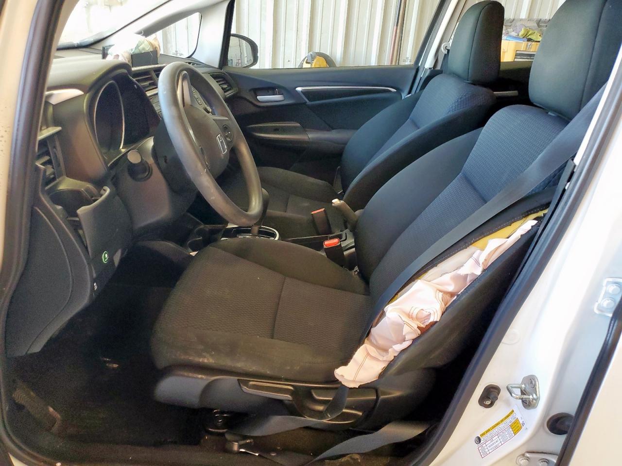 2020 Honda Fit Lx VIN: 3HGGK5H4XLM717036 Lot: 84906445