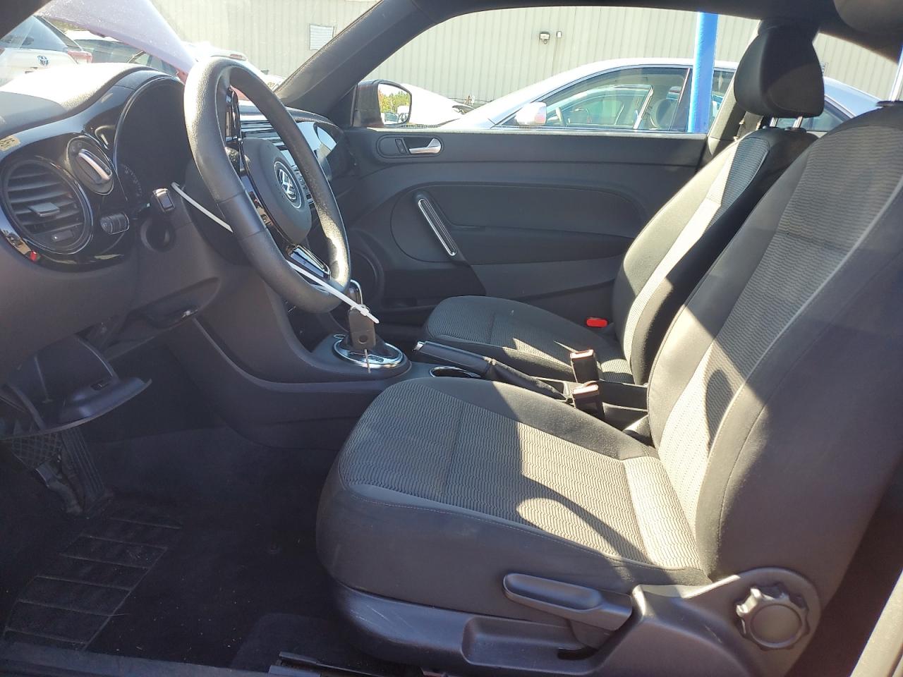 2012 Volkswagen Beetle VIN: 3VWFP7AT0CM640389 Lot: 82372185
